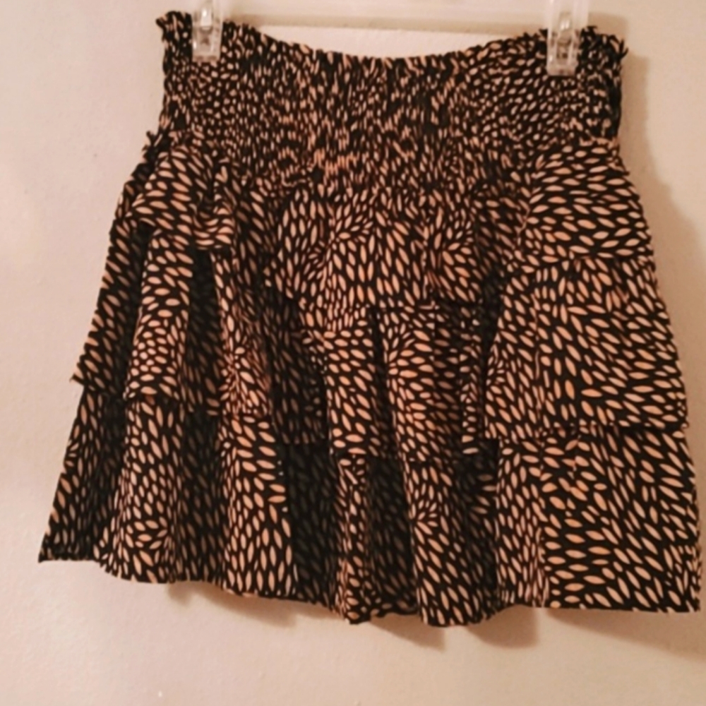 Womens ruffle skirt!